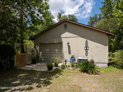 20015 NE 45th Place Hawthorne FL 32640
