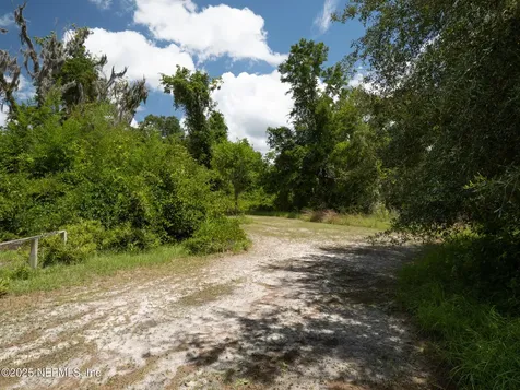 20015 NE 45th Place Hawthorne FL 32640