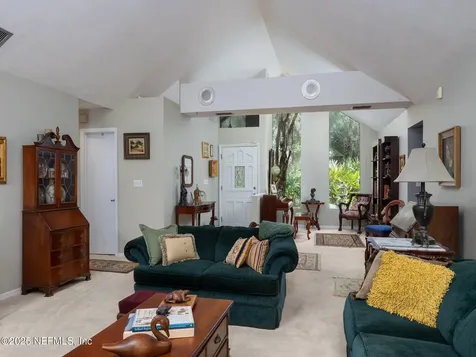 20015 NE 45th Place Hawthorne FL 32640