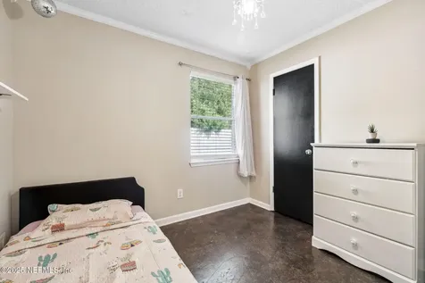 3165 Sweetwater Oaks Drive N Jacksonville FL 32223