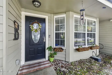 3165 Sweetwater Oaks Drive N Jacksonville FL 32223