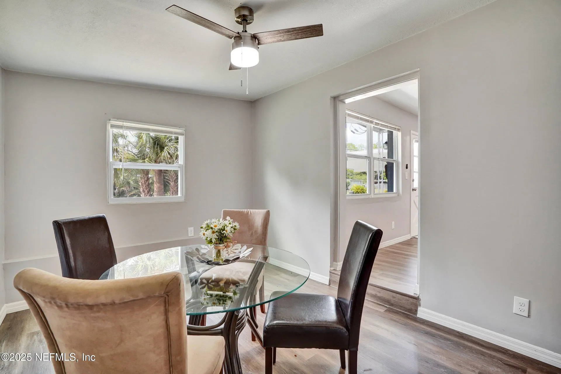 8023 Chateau Drive S Jacksonville FL 32221