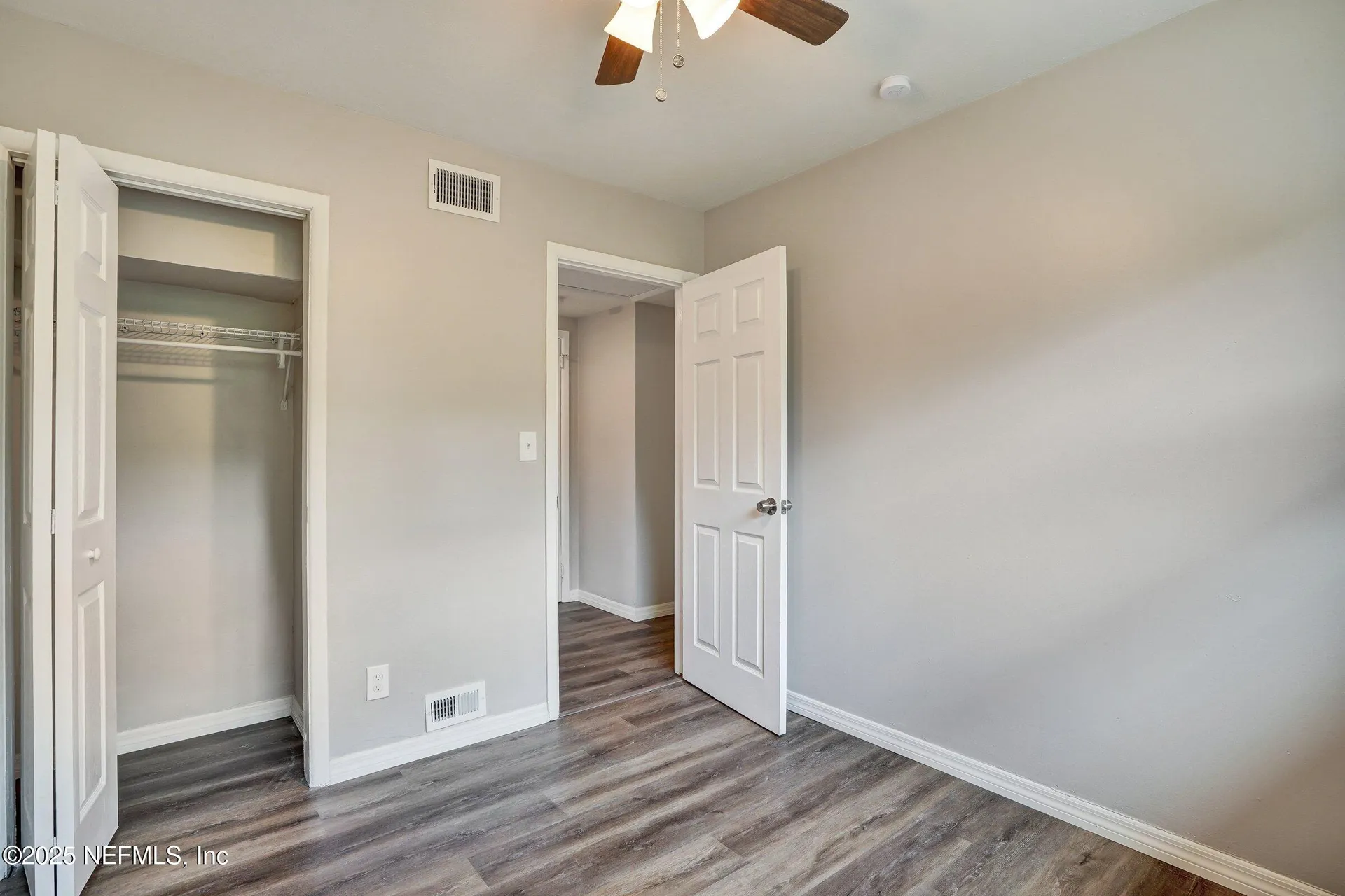 8023 Chateau Drive S Jacksonville FL 32221