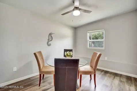 8023 Chateau Drive S Jacksonville FL 32221