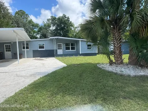8023 Chateau Drive S Jacksonville FL 32221