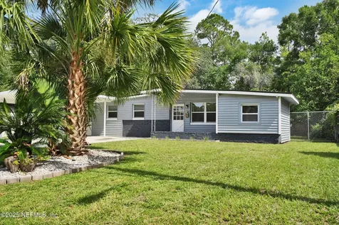 8023 Chateau Drive S Jacksonville FL 32221