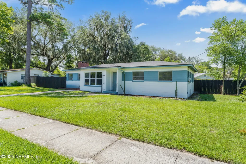 2626 Leonid Road Jacksonville FL 32218