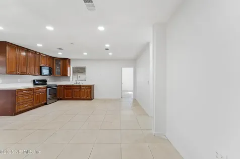 2626 Leonid Road Jacksonville FL 32218