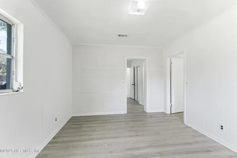2626 Leonid Road Jacksonville FL 32218