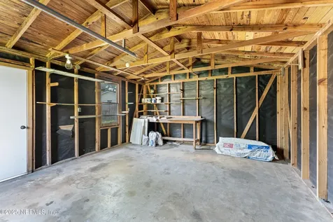2626 Leonid Road Jacksonville FL 32218