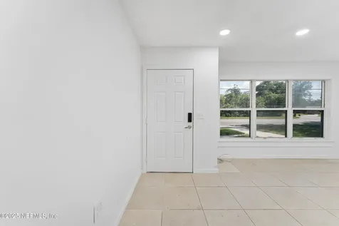2626 Leonid Road Jacksonville FL 32218