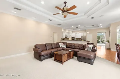 12610 Angel Lake Drive W Jacksonville FL 32218