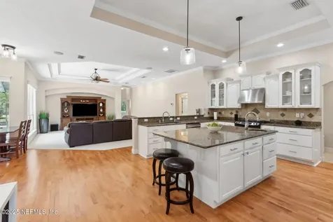 12610 Angel Lake Drive W Jacksonville FL 32218