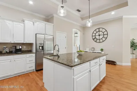 12610 Angel Lake Drive W Jacksonville FL 32218