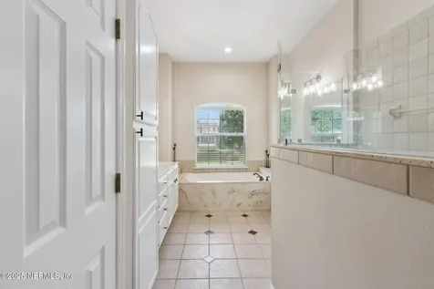 12610 Angel Lake Drive W Jacksonville FL 32218