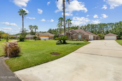 12610 Angel Lake Drive W Jacksonville FL 32218
