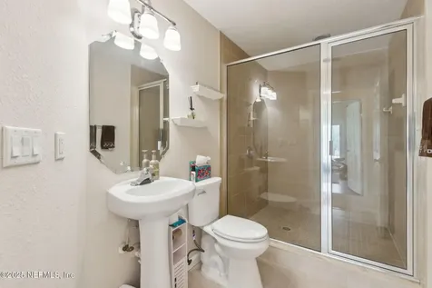 12610 Angel Lake Drive W Jacksonville FL 32218