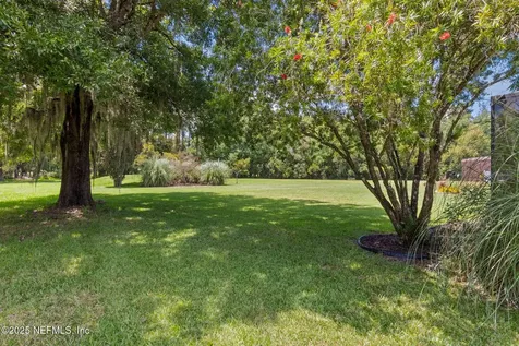 12610 Angel Lake Drive W Jacksonville FL 32218