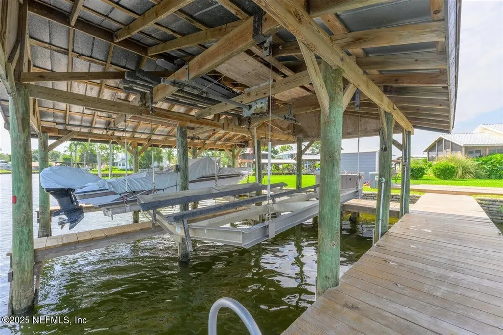 164 Moonlite Drive Welaka FL 32193