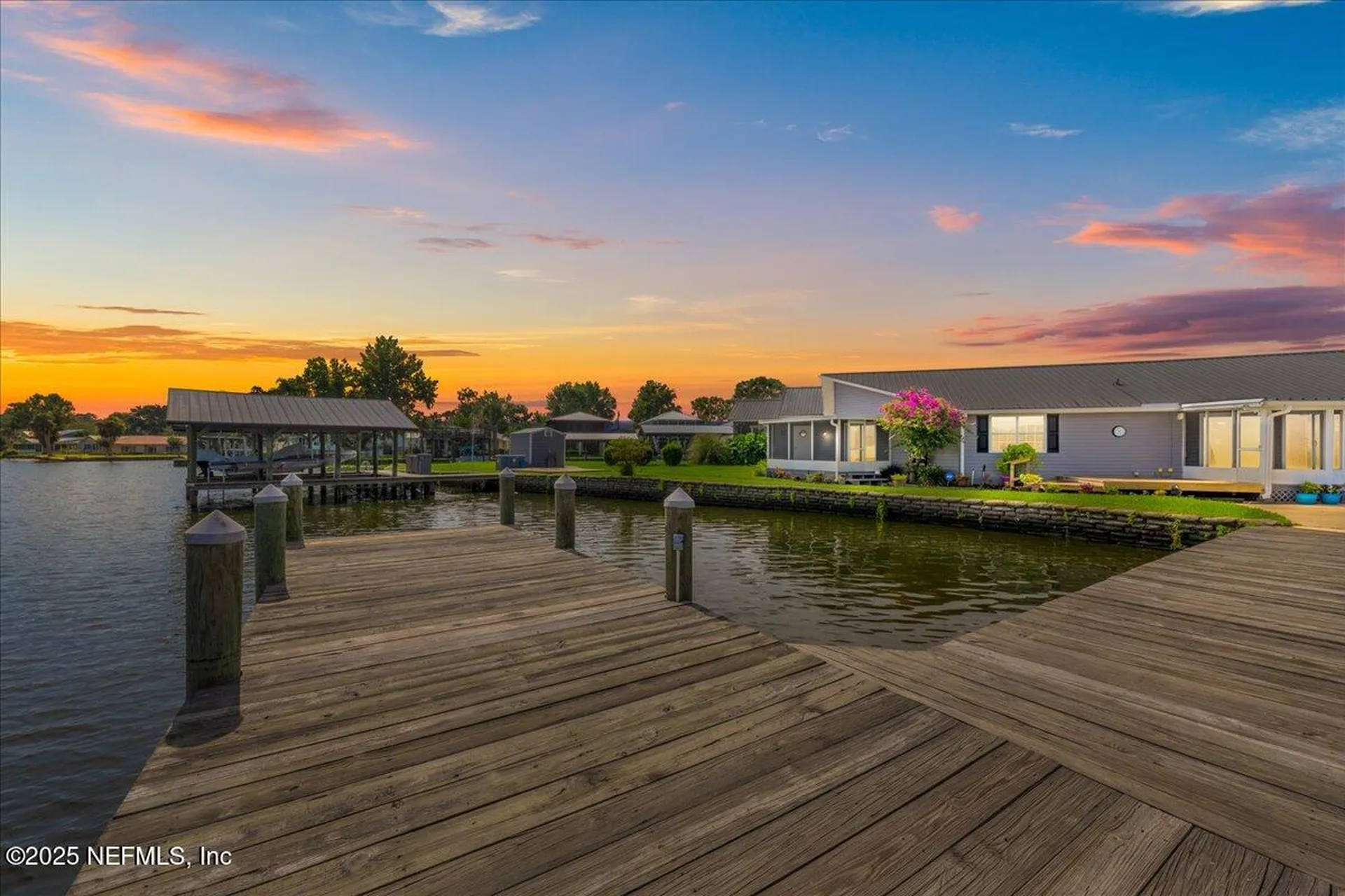 164 Moonlite Drive Welaka FL 32193