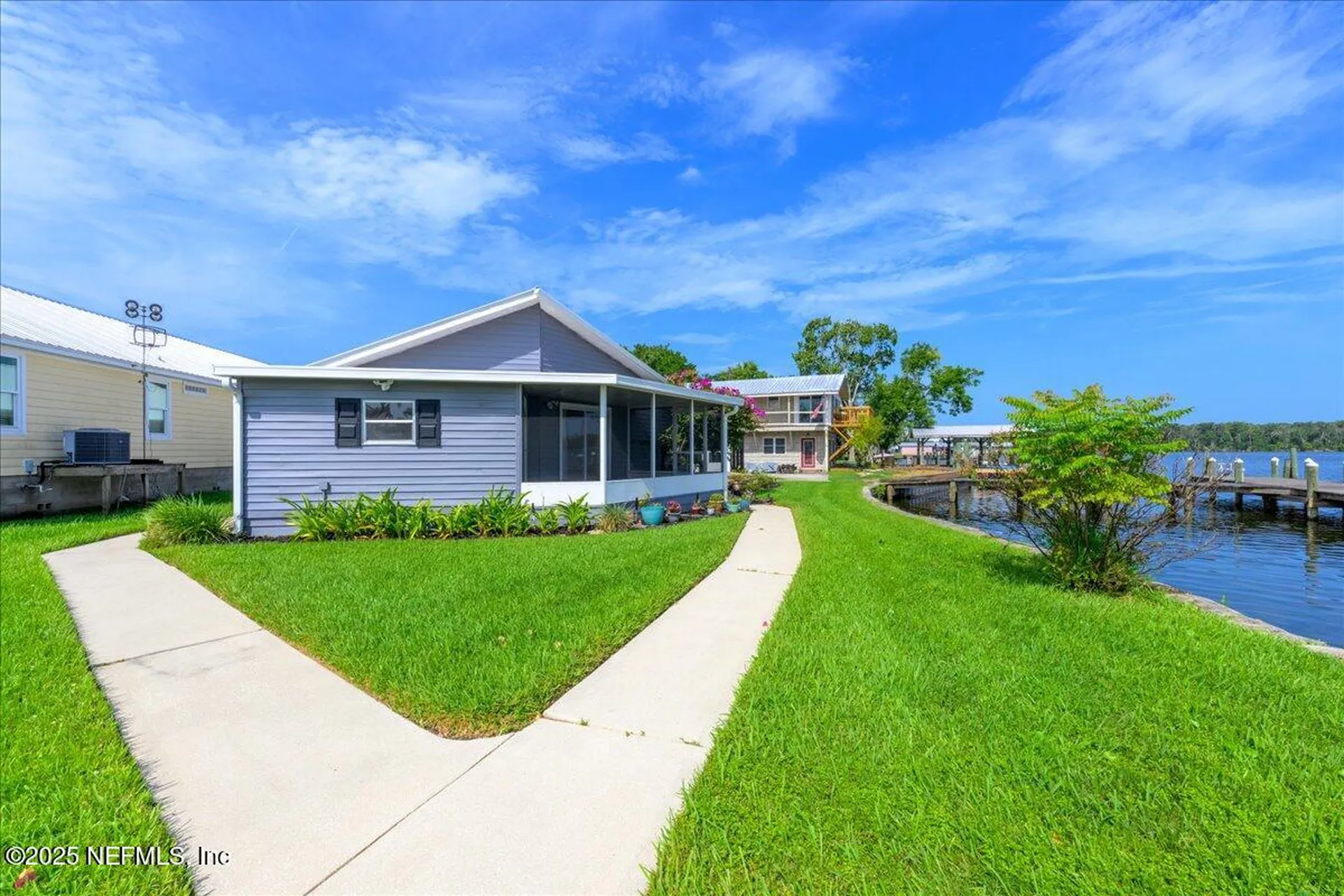 164 Moonlite Drive Welaka FL 32193