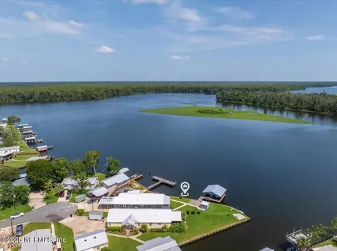 164 Moonlite Drive Welaka FL 32193