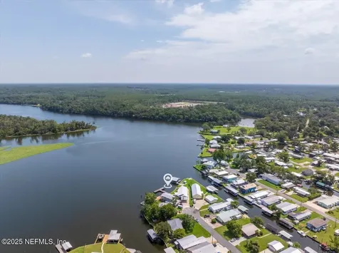 164 Moonlite Drive Welaka FL 32193