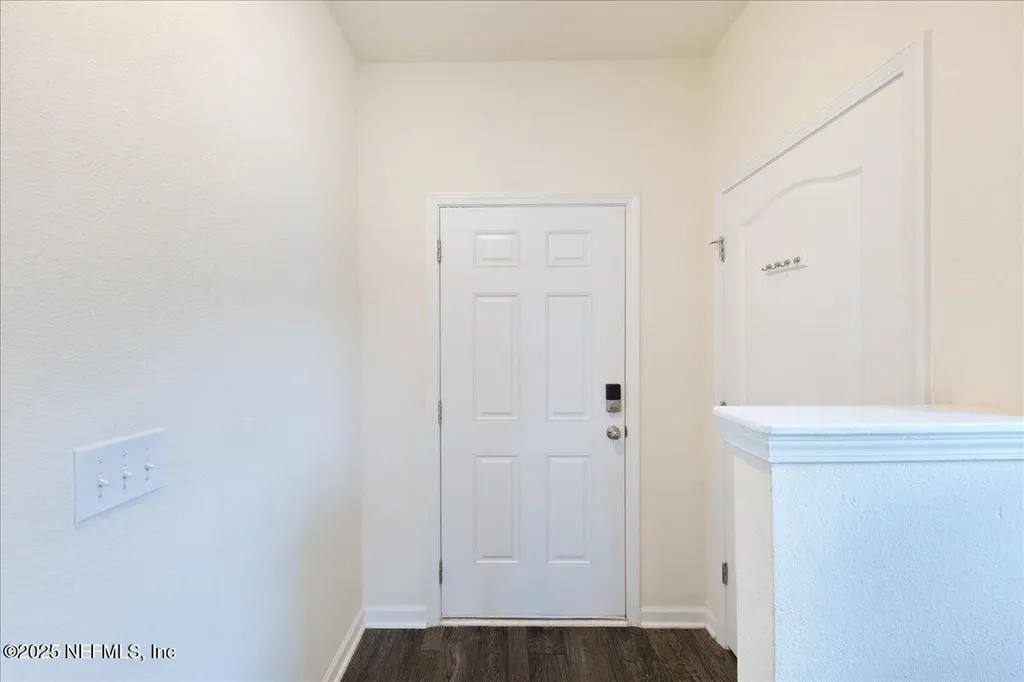 8455 Cape Fox Drive Jacksonville FL 32222