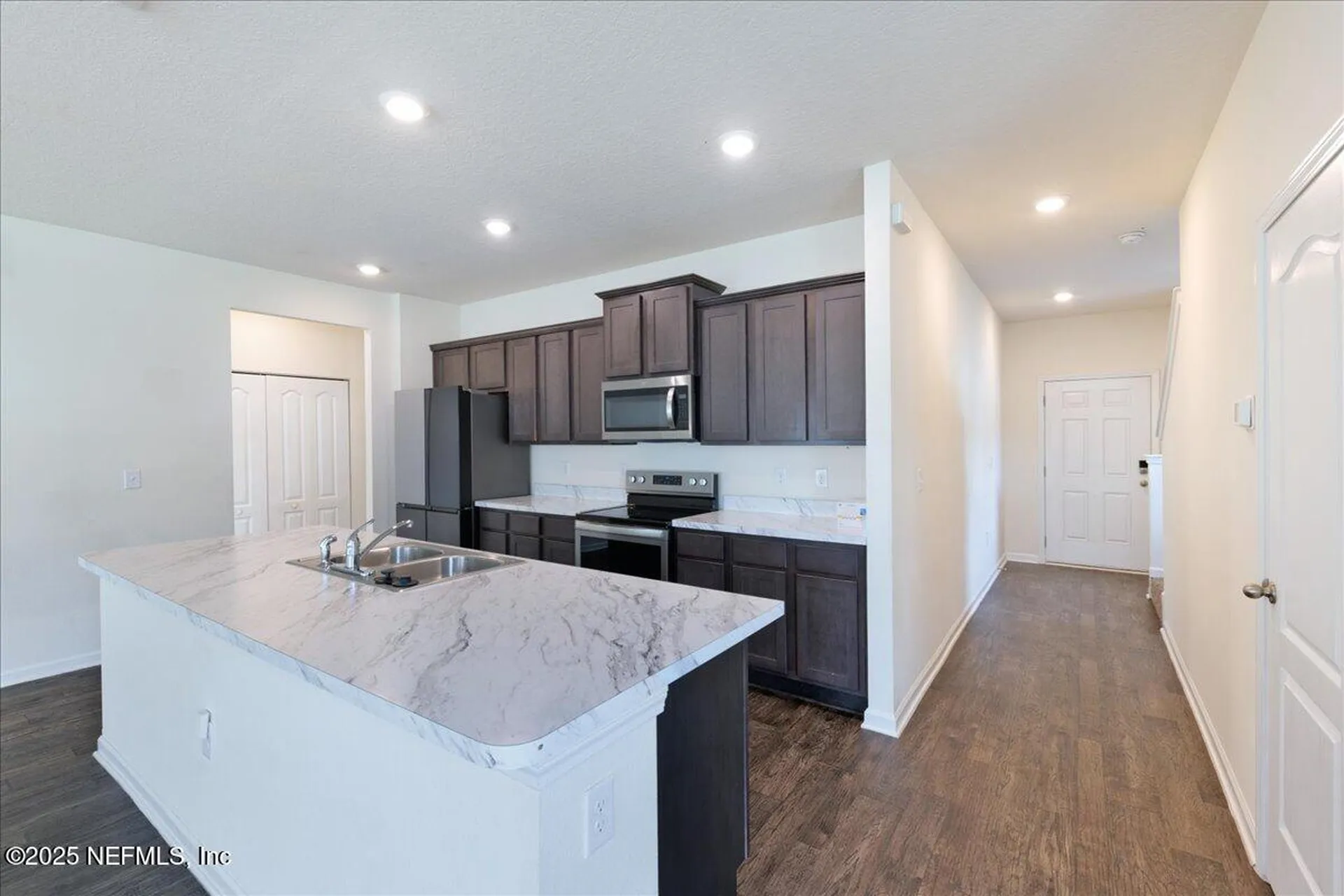 8455 Cape Fox Drive Jacksonville FL 32222
