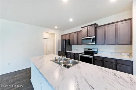 8455 Cape Fox Drive Jacksonville FL 32222