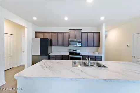 8455 Cape Fox Drive Jacksonville FL 32222