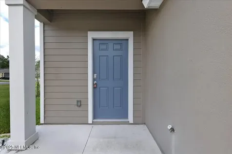 8455 Cape Fox Drive Jacksonville FL 32222