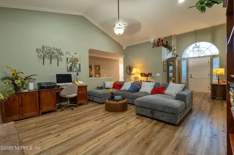 5842 Piper Glen Boulevard Jacksonville FL 32222