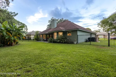 5842 Piper Glen Boulevard Jacksonville FL 32222