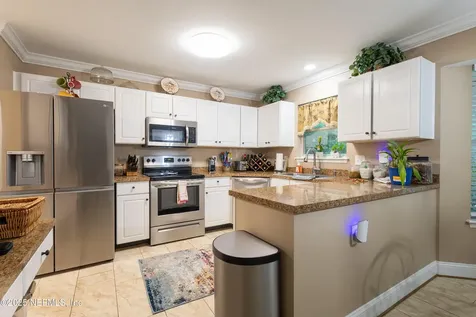 5842 Piper Glen Boulevard Jacksonville FL 32222