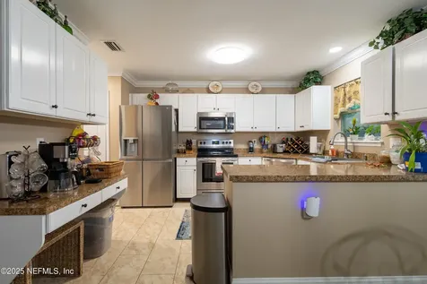 5842 Piper Glen Boulevard Jacksonville FL 32222