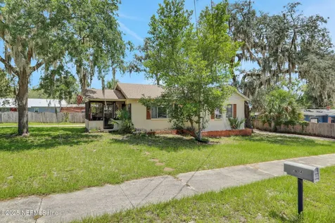 1714 Gillis Street Palatka FL 32177