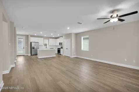 3956 Gareys Ferry Way Middleburg FL 32068