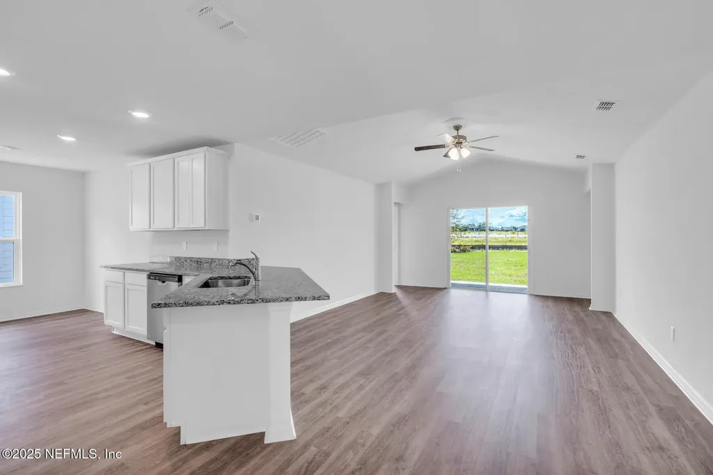 3282 Mission Oak Place Green Cove Springs FL 32043
