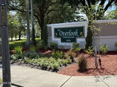 10550 Baymeadows Road Jacksonville FL 32256