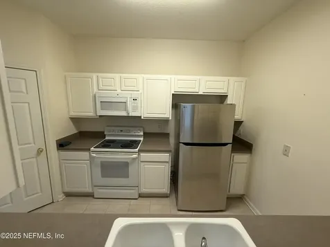 10550 Baymeadows Road Jacksonville FL 32256