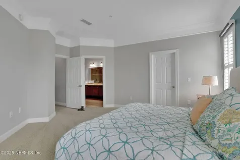 9823 Tapestry Park Circle Jacksonville FL 32246