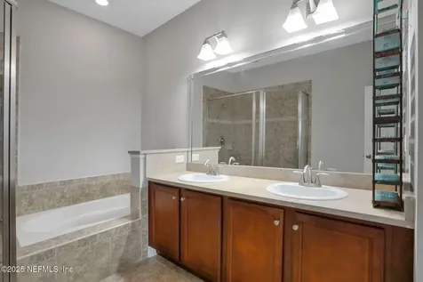 9823 Tapestry Park Circle Jacksonville FL 32246