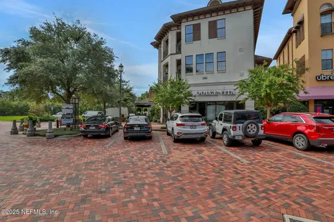 9823 Tapestry Park Circle Jacksonville FL 32246