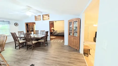 3822 County Road 220 Middleburg FL 32068