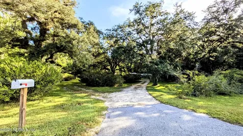 3822 County Road 220 Middleburg FL 32068