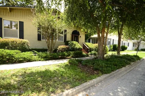 1900 Farragut Place Jacksonville FL 32207