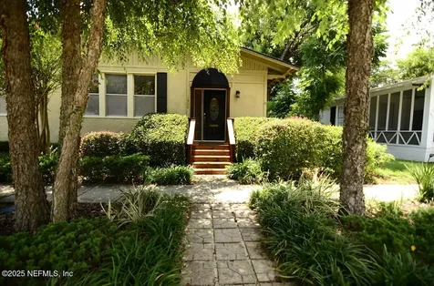 1900 Farragut Place Jacksonville FL 32207