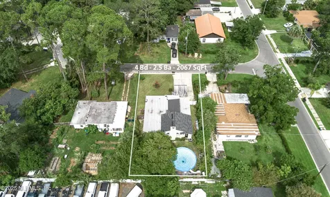 5110 Janice Circle E Jacksonville FL 32210