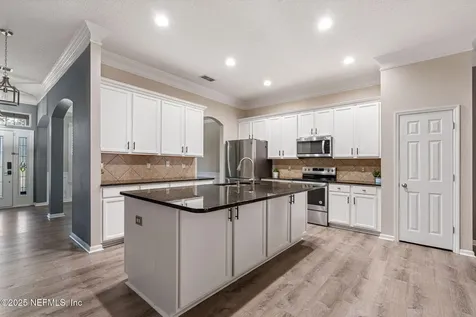 523 Roserush Lane Jacksonville FL 32225